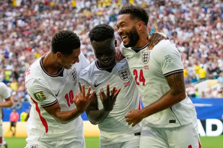 Saka's hat trick lifts England past Mbappé and France 6-4 in wild World Cup third-place game